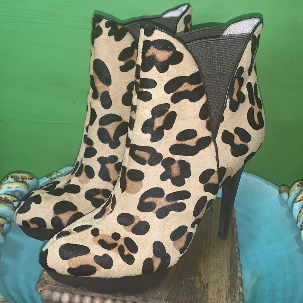 Jean-Michel Cazabat Leopard Calf Hair Platform Stiletto Boots Ankle Booties 8.5